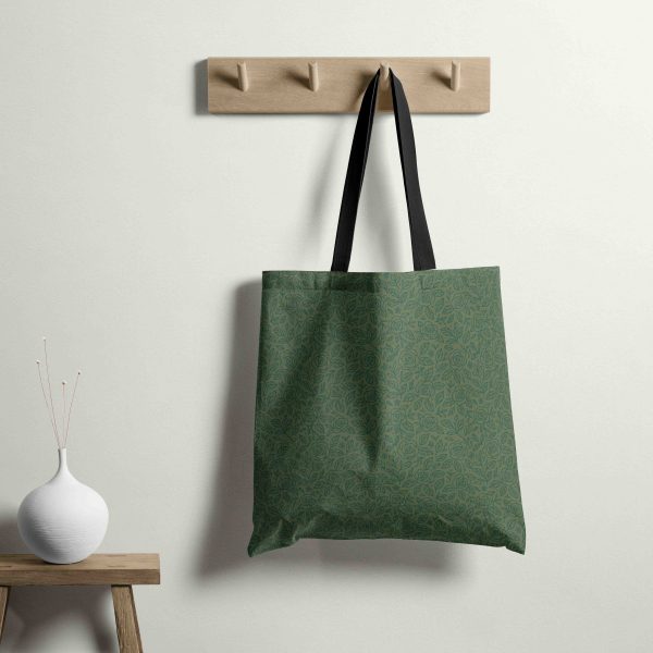 Stofftasche aus Schwarzwald Stoff mit Blumenmuster in Grün.