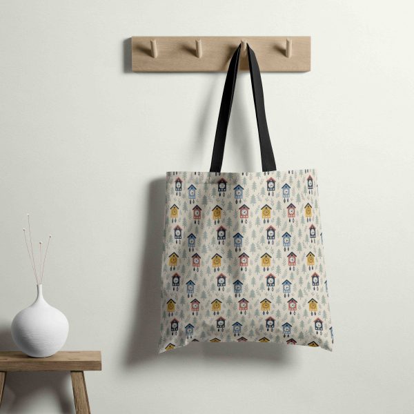 Stofftasche aus Schwarzwald Stoff mit Kuckucksuhr-Muster in Creme.