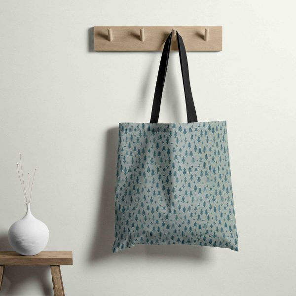 Stofftasche aus Schwarzwald Stoff mit Tannenmuster in Blau.